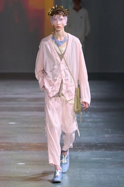 Look 13
